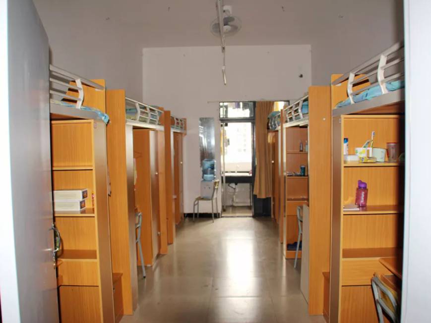 重庆建筑科技职业学院宿舍条件怎么样_有空调么_宿舍图片