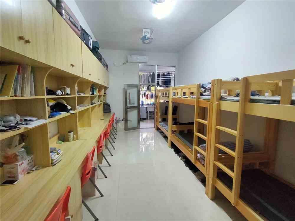 泉州职业技术大学宿舍条件怎么样_有空调么_宿舍图片