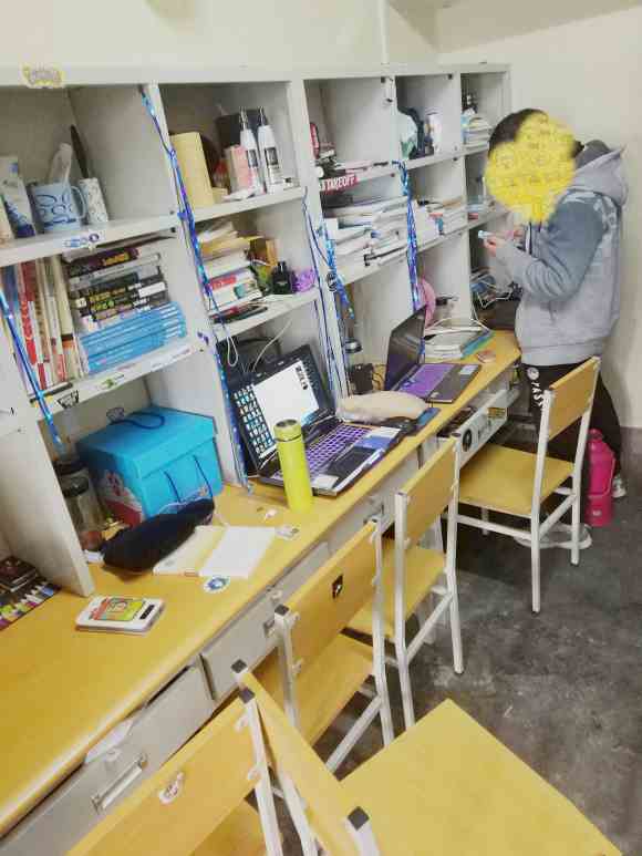 河南质量工程职业学院宿舍条件怎么样_有空调么_宿舍图片