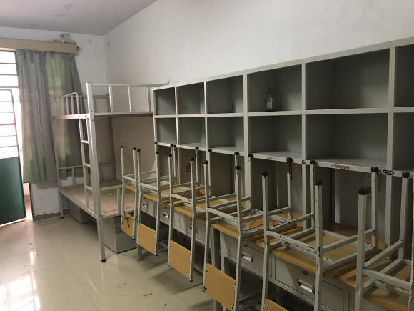 河南质量工程职业学院宿舍条件怎么样_有空调么_宿舍图片