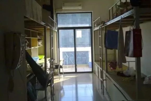 集美大学诚毅学院宿舍条件怎么样_有空调么_宿舍图片