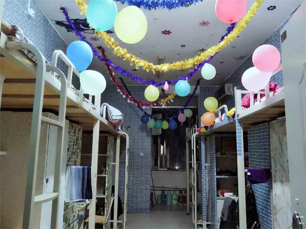 郑州工商学院宿舍条件怎么样_几人间_宿舍图片