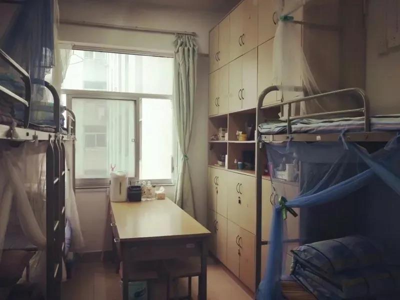 江苏第二师范学院宿舍条件怎么样_几人间_宿舍图片