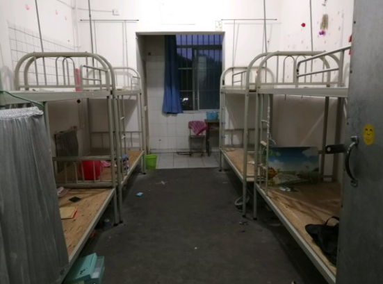 陕西青年职业学院宿舍条件怎么样_几人间_宿舍图片