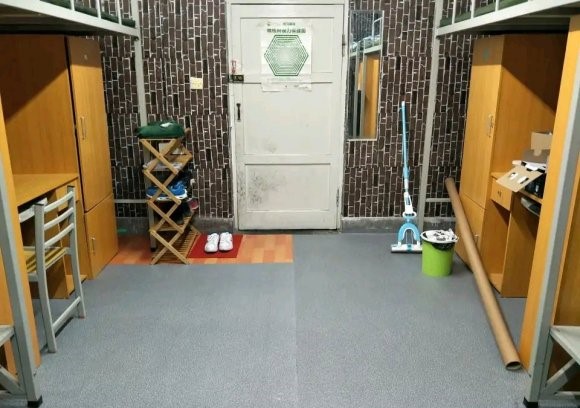 辽宁工业大学宿舍条件怎么样_几人间_宿舍图片