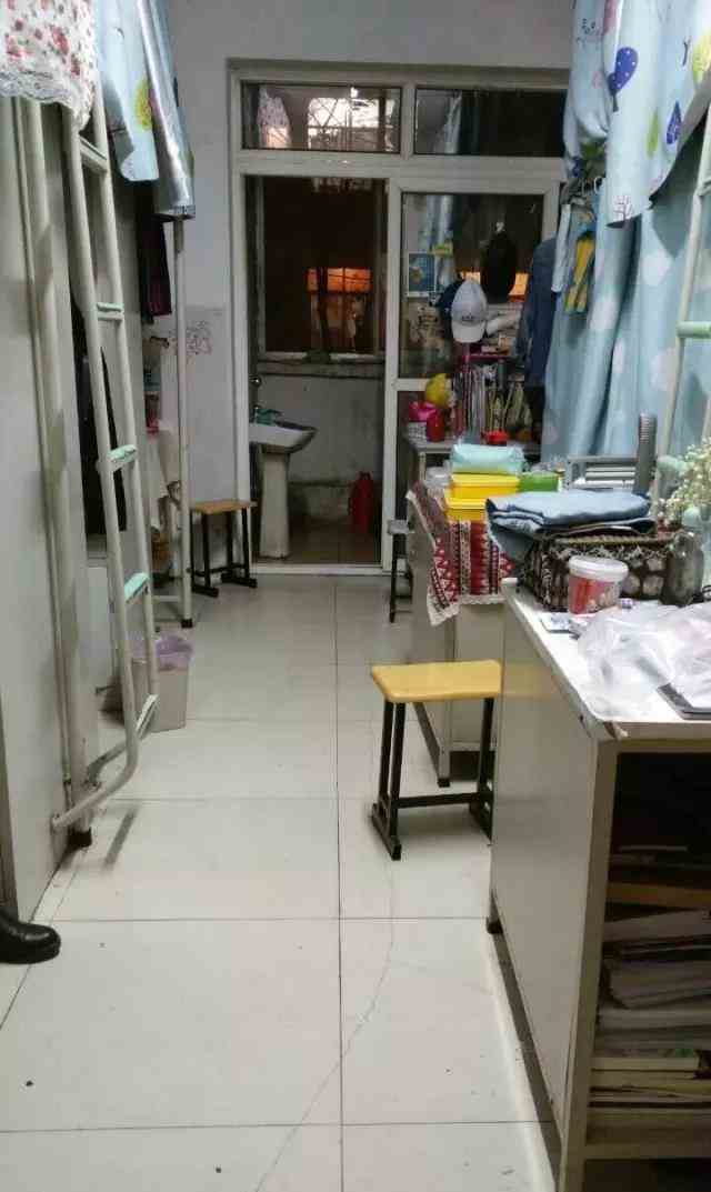 西安美术学院宿舍条件怎么样_几人间_宿舍图片