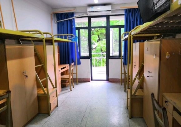 上海海关学院宿舍条件怎么样_几人间_宿舍图片