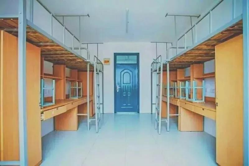 皖江工学院宿舍条件怎么样_几人间_宿舍图片