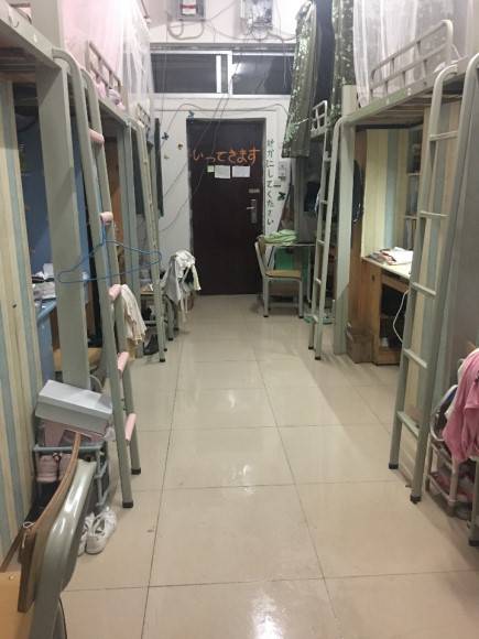 玉林师范学院宿舍条件怎么样_几人间_宿舍图片