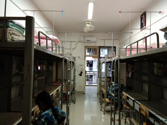 南宁学院宿舍条件怎么样_几人间_宿舍图片