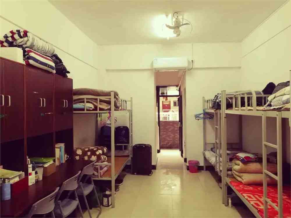 桂林生命与健康职业技术学院宿舍条件怎么样_几人间_宿舍图片