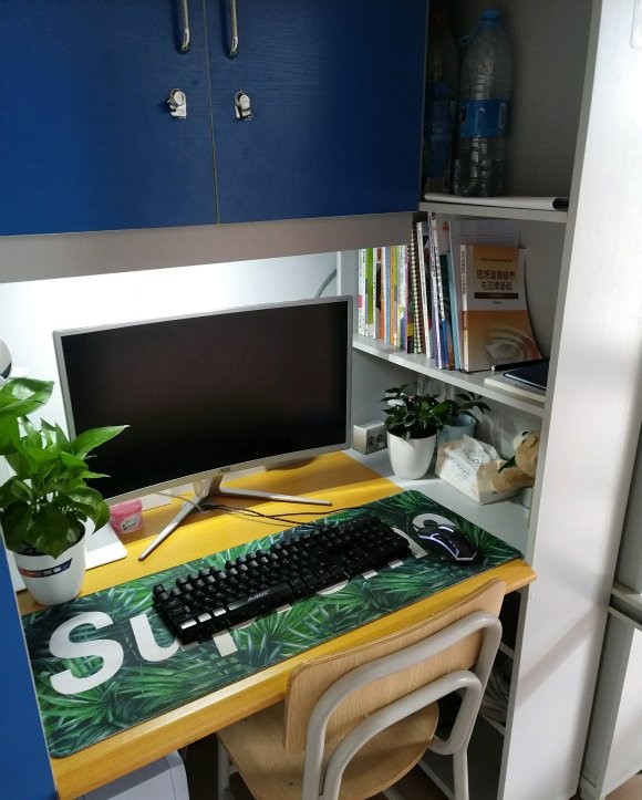 柳州职业技术学院宿舍条件怎么样_几人间_宿舍图片