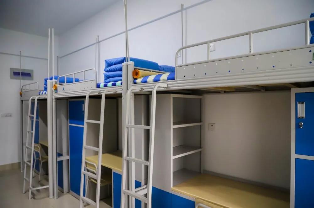 山东传媒职业学院宿舍条件怎么样_几人间_宿舍图片