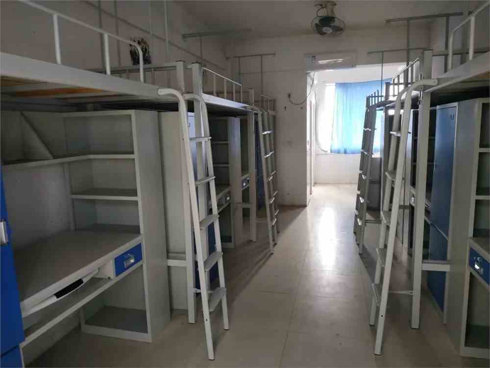桂林山水职业学院宿舍条件怎么样_几人间_宿舍图片