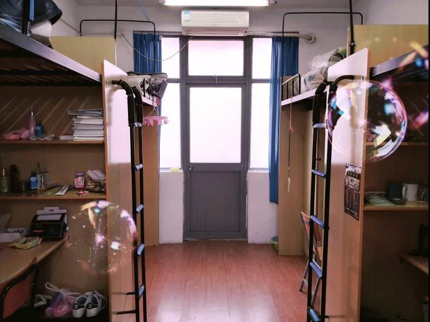 上海交通职业技术学院宿舍条件怎么样_几人间_宿舍图片