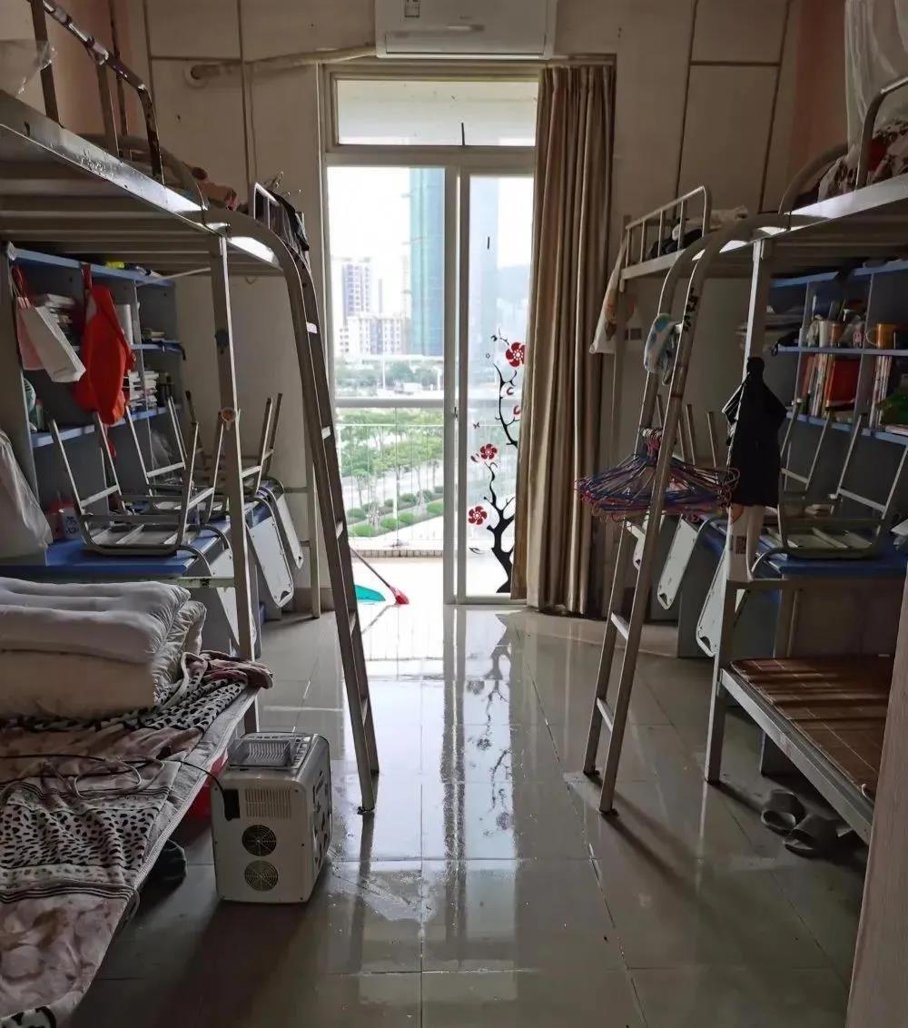 珠海城市职业技术学院宿舍条件怎么样_几人间_宿舍图片
