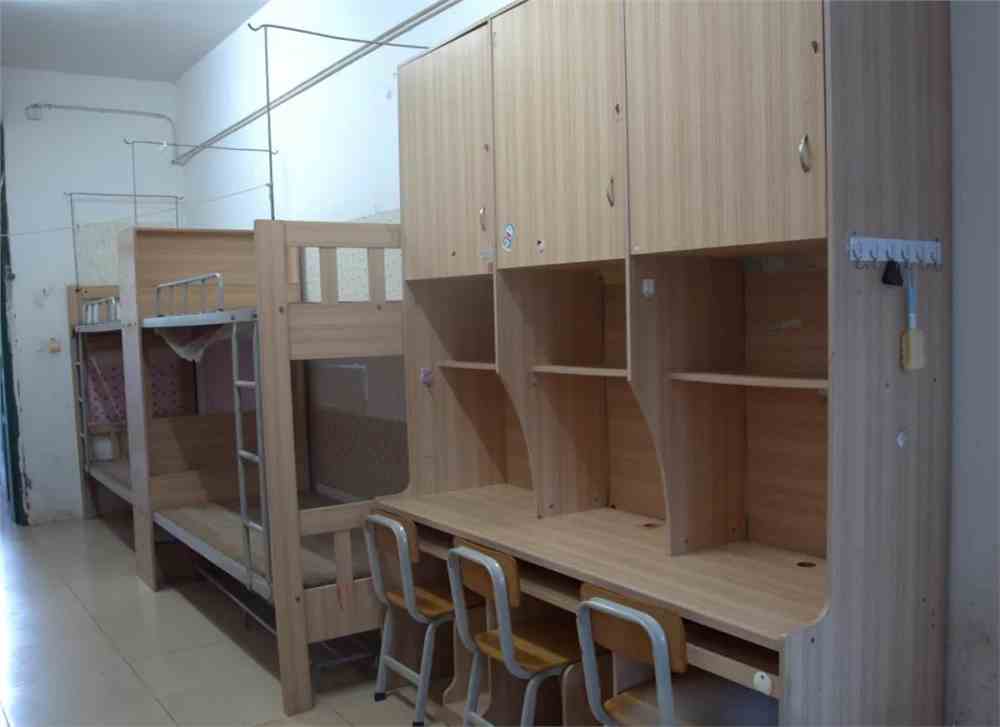 广西经济职业学院宿舍条件怎么样_几人间_宿舍图片