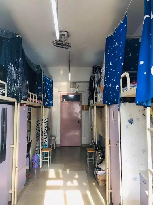 天津外国语大学宿舍条件好么？怎么样，有空调吗（含宿舍图片）