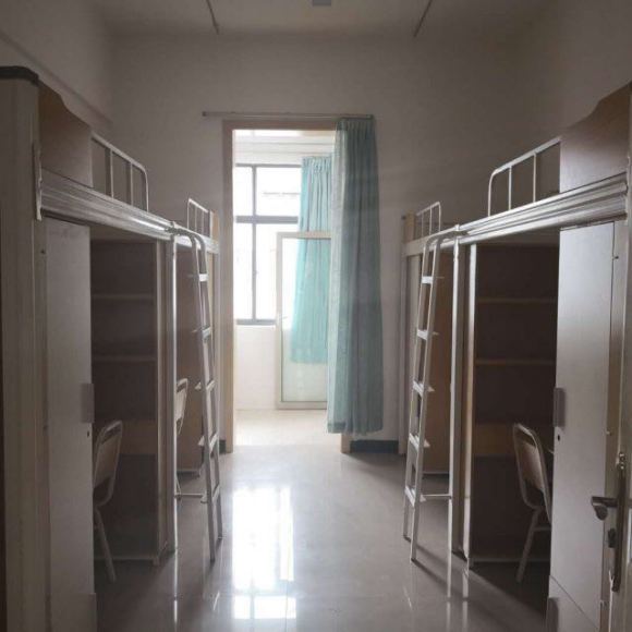 云南师范大学商学院宿舍条件怎么样，有空调吗（含宿舍图片）