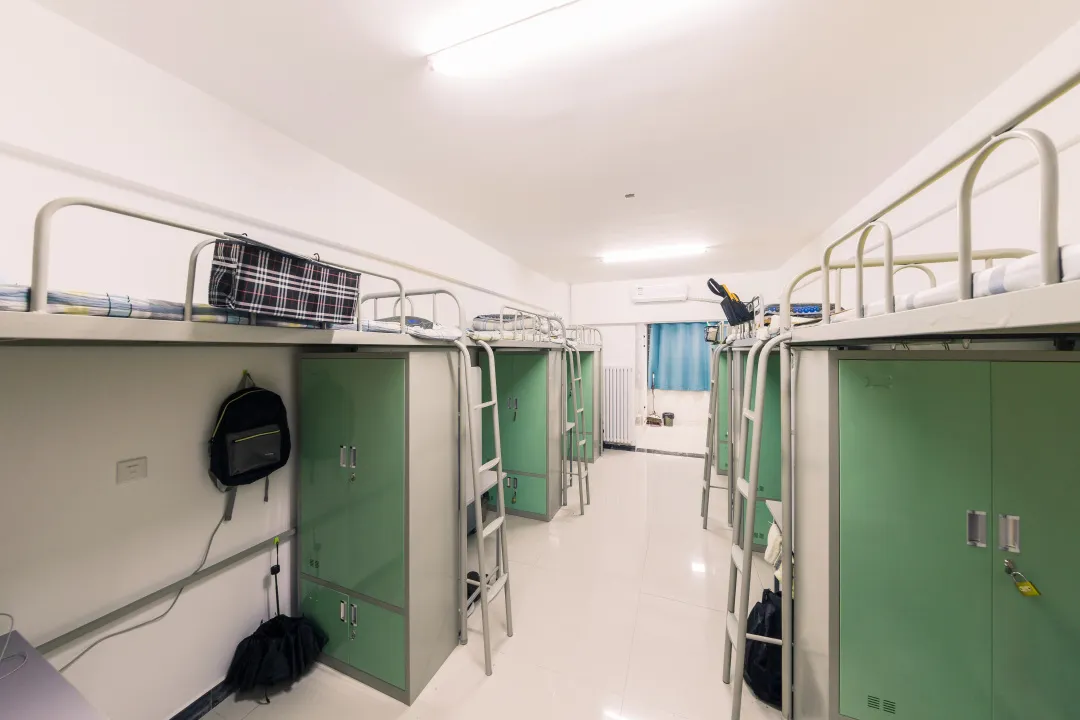 西安科技大学高新学院宿舍条件怎么样,有空调吗(含宿舍图片)