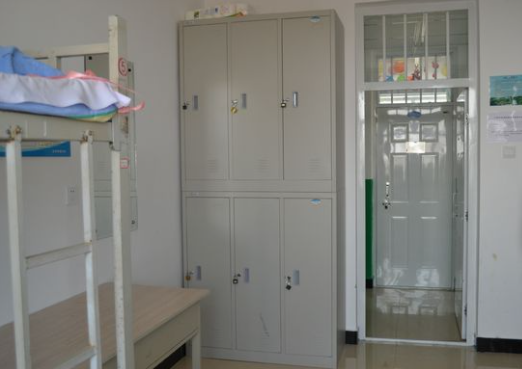 大庆职业学院宿舍条件怎么样_几人间_宿舍图片