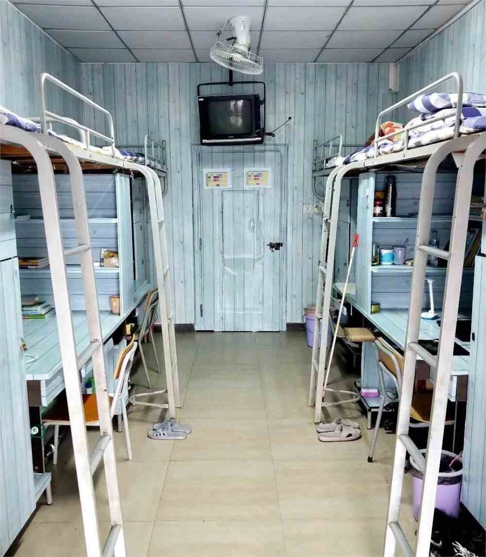 景德镇陶瓷大学宿舍条件怎么样_几人间_宿舍图片