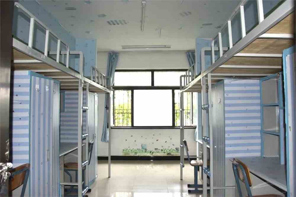 吉林师范大学宿舍条件怎么样_几人间_宿舍图片