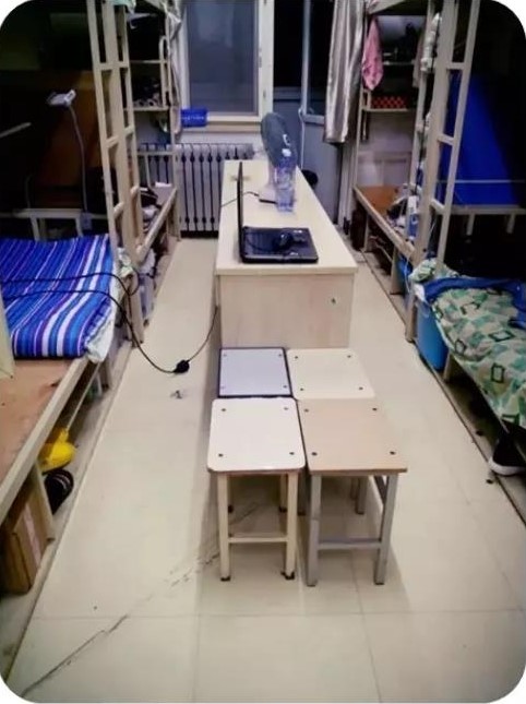 中央民族大学宿舍条件怎么样_几人间_宿舍图片
