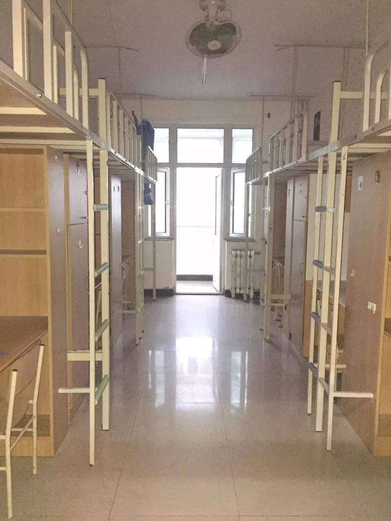 天津职业技术师范大学宿舍条件怎么样_几人间_宿舍图片