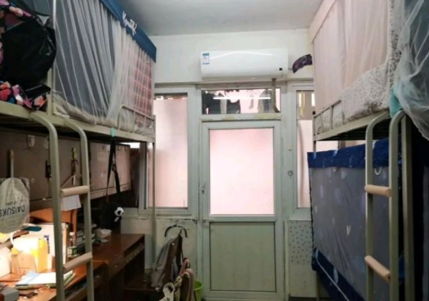 武汉纺织大学宿舍寝室图片