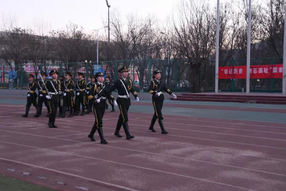 河北民族师范学院举行国家公祭日主题升旗仪式