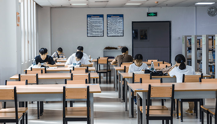 大学学籍证明怎么开