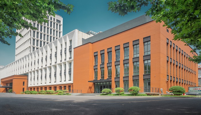 小清华是哪个大学