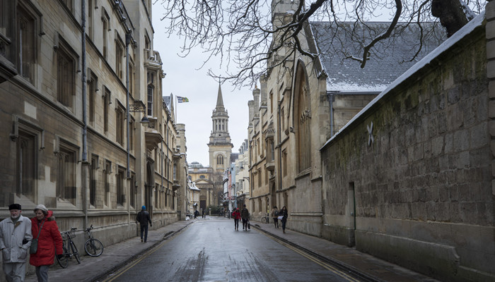 摄图网_501010274_banner_英国牛津大学雪景（企业商用）_副本.jpg