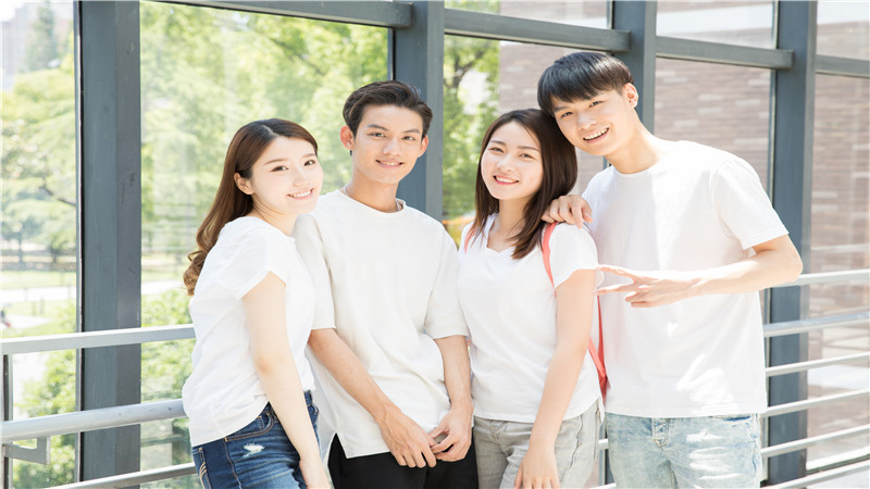 英语四级口语必考吗