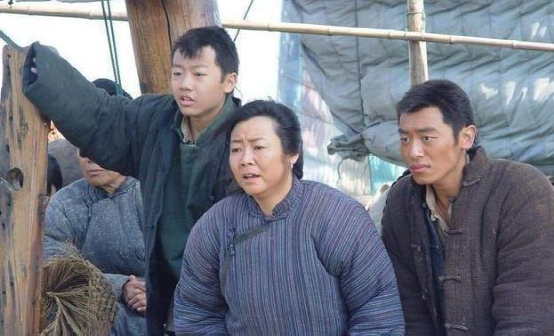 《人世间》8位演技派飙戏，个个动人心弦，吊打炒作的流量们