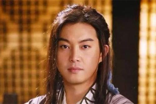 《武林外传》里佟掌柜每月只给伙计二钱银子，这是不是太少了