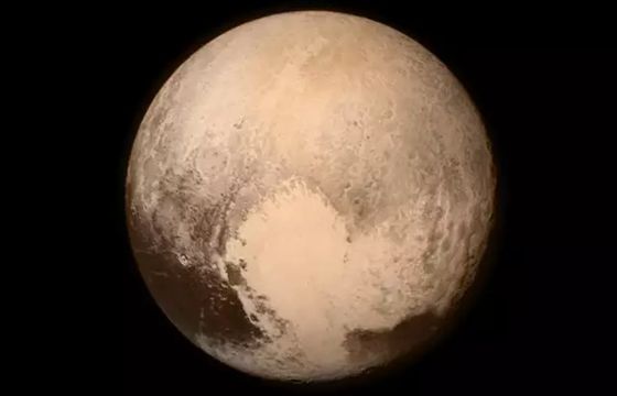 冥王星为什么被除名_为什么冥王星不再是行星？