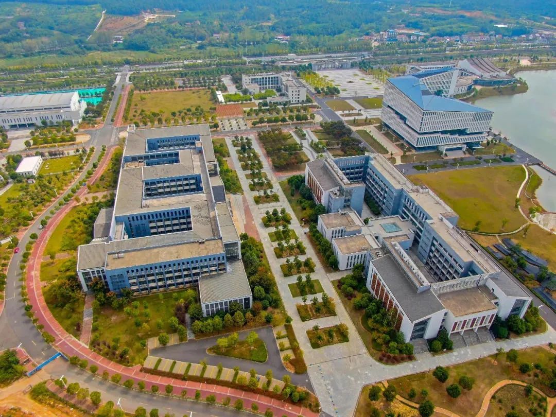 同一校名，毕业证不同！报考这些大学校区/分校，一定要分清！