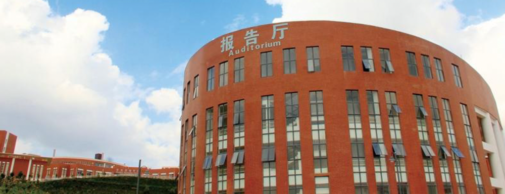 云南大学滇池学院有几个校区？校区地址在哪里？