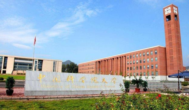 中国“最难考”的3所“双非大学”，录取分超过985