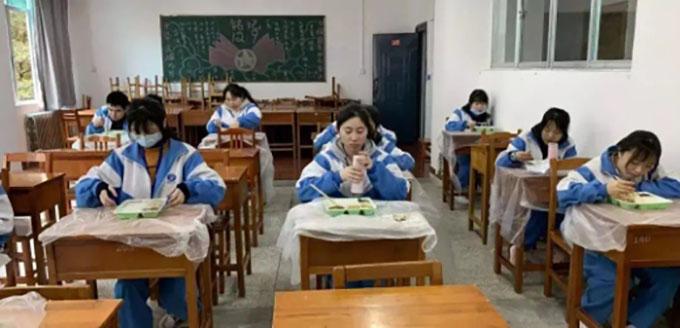 贵州：高三、初三学生开学第一天！